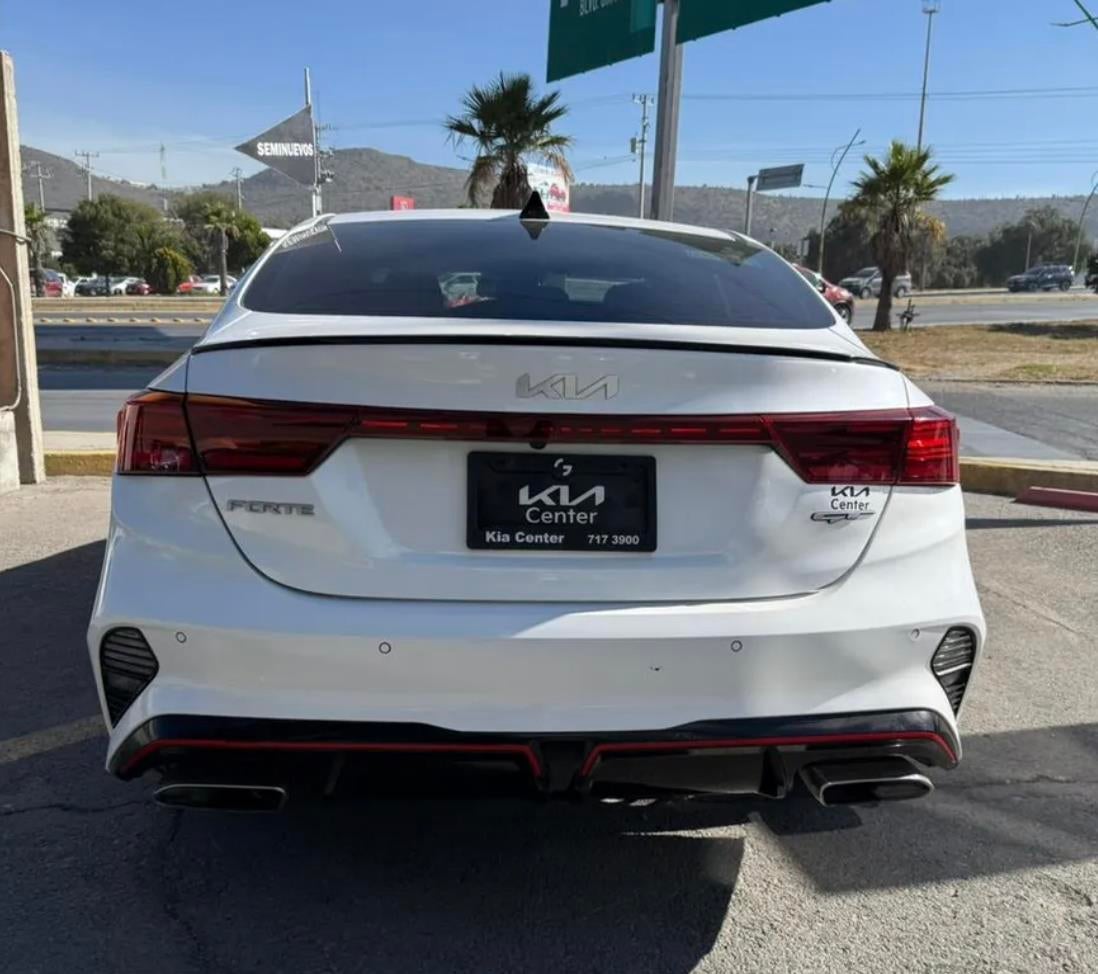 2023 Kia Forte GT, L4, 1.6T, 201 CP, 4 PUERTAS, AUT
